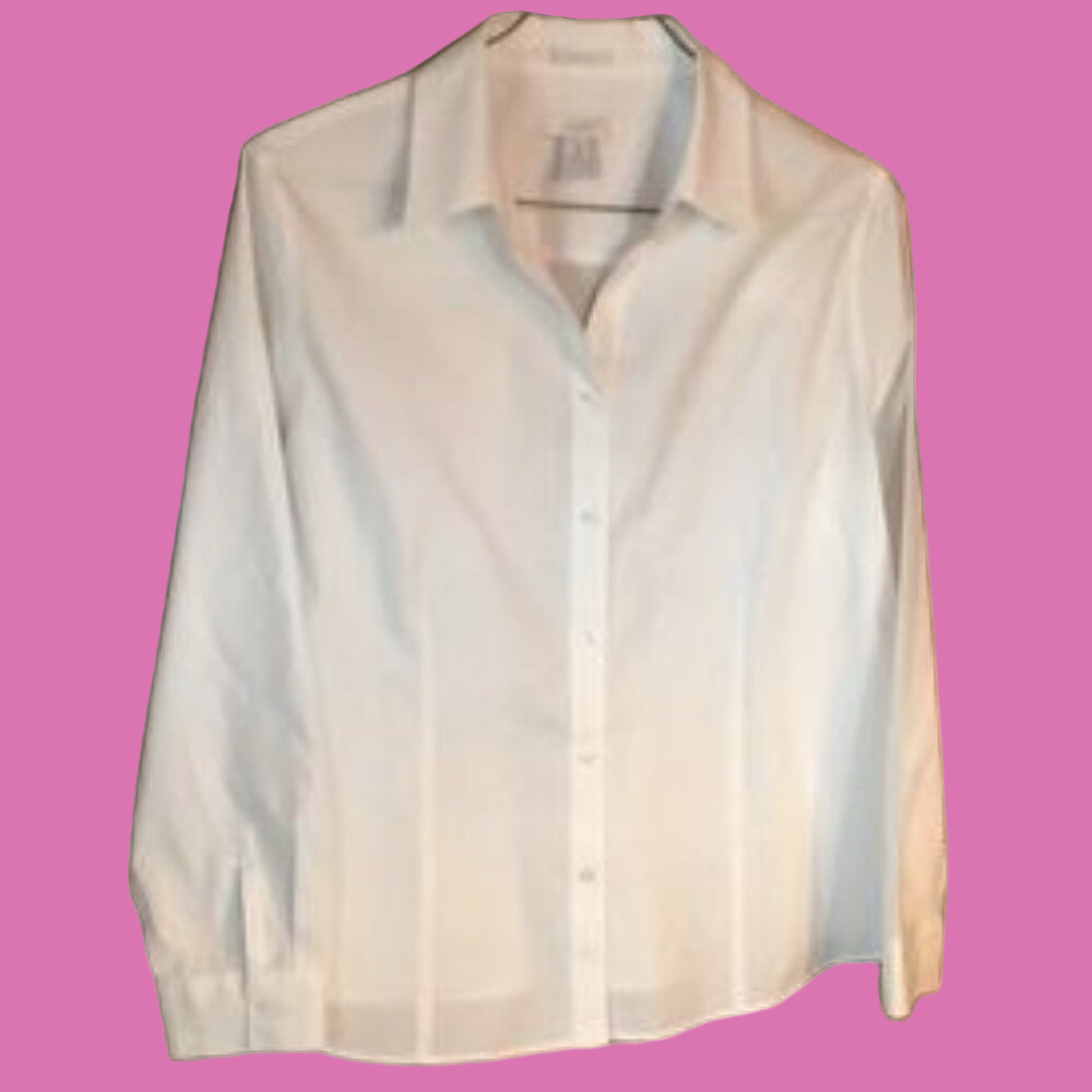 ☀️ Chico's White Button Up Blouse